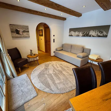 Schoenstes Am Hahnenkamm Apartamento Kitzbühel